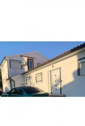 Apartments Stinjan